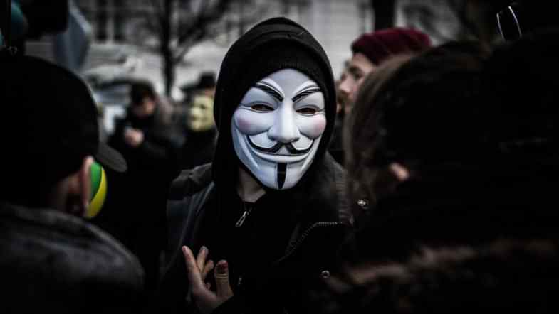  Anonymous: Ç’duhet të dini për grupin më misterioz në internet