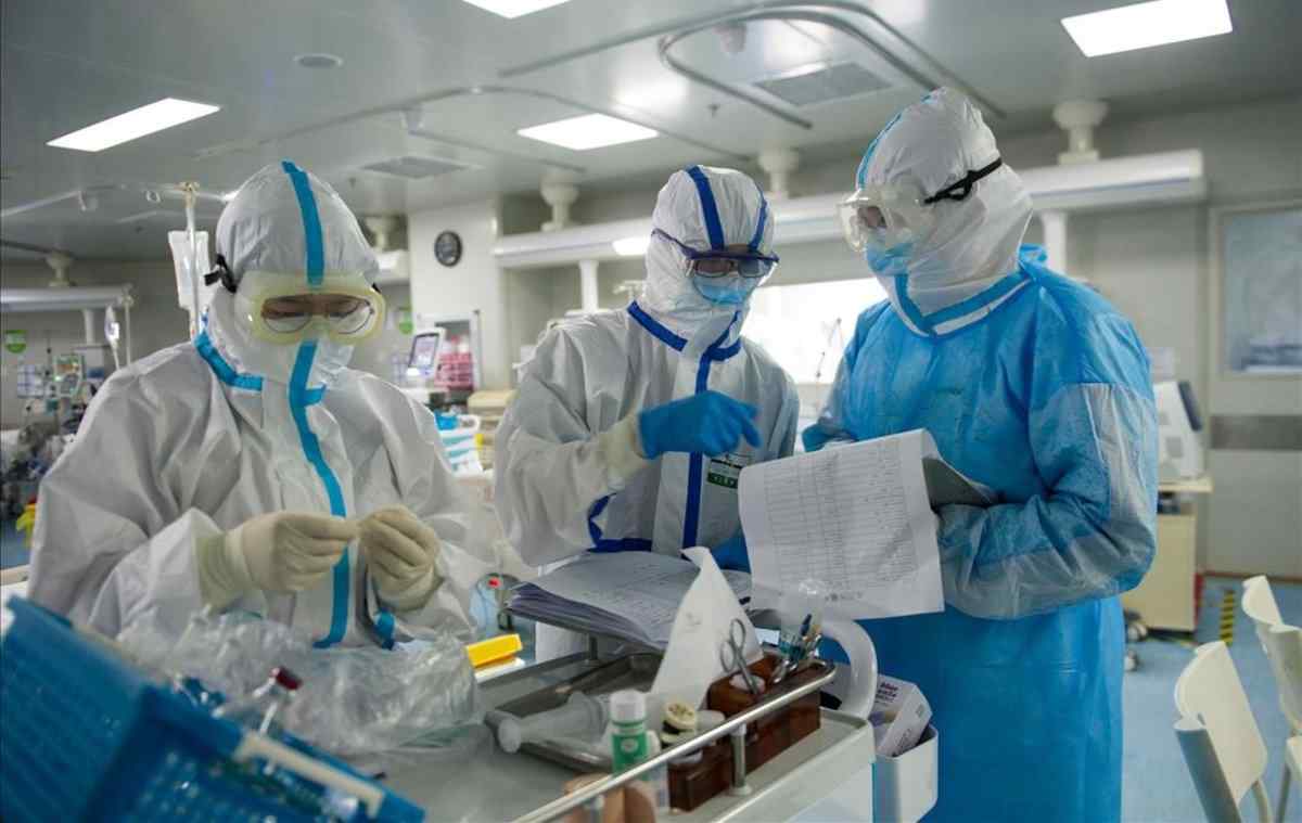  Infektologu i njohur thotë se në Kosovë mund të jenë deri 200 mijë të infektuar me COVID