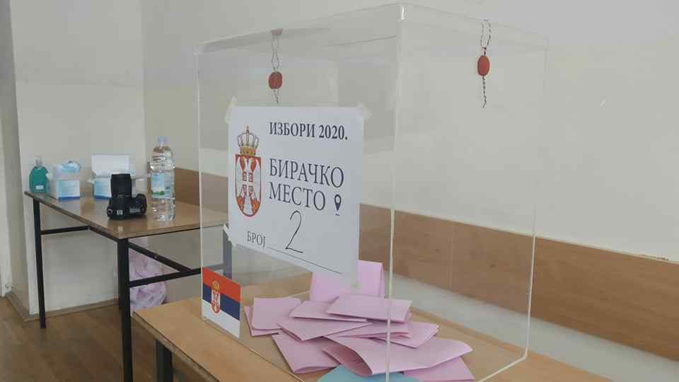  Serbia po mbanë zgjedhjet edhe në Kosovë