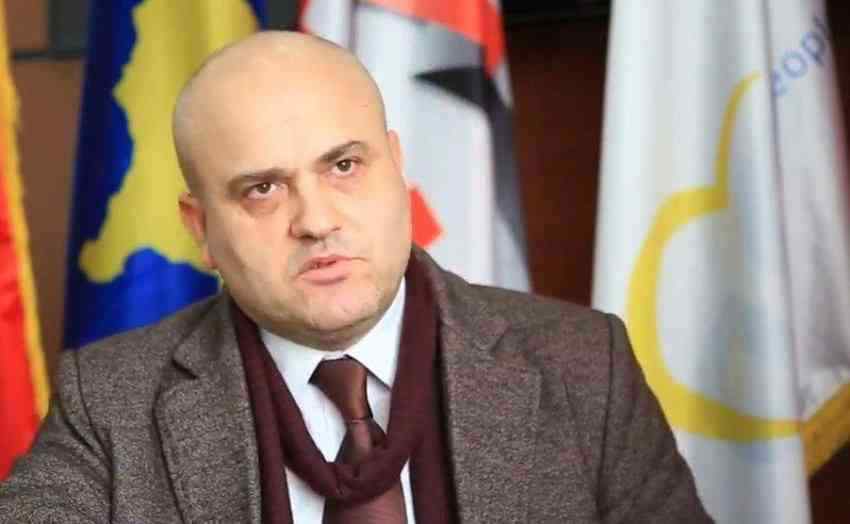  Avdyli: Isa Mustafa është i dështuar e karrierist me ambicie të pakontrolluara, e rrëzoi LDK-në përtokë