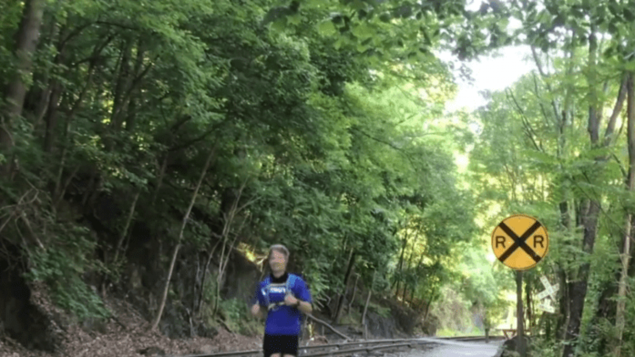  Atleti vrapon 350 kilometra për gjyshen e prekur me COVID-19