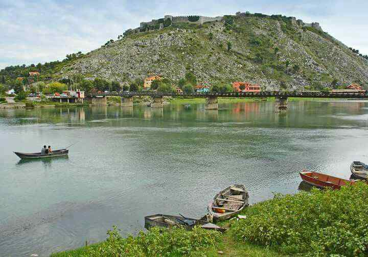  4 të mbytur në 24 orë në lumenjtë Bunë, Vjosë e Drini i Zi