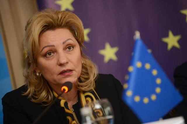  BE-ja e zhgënjyer me deputetët e Kosovës