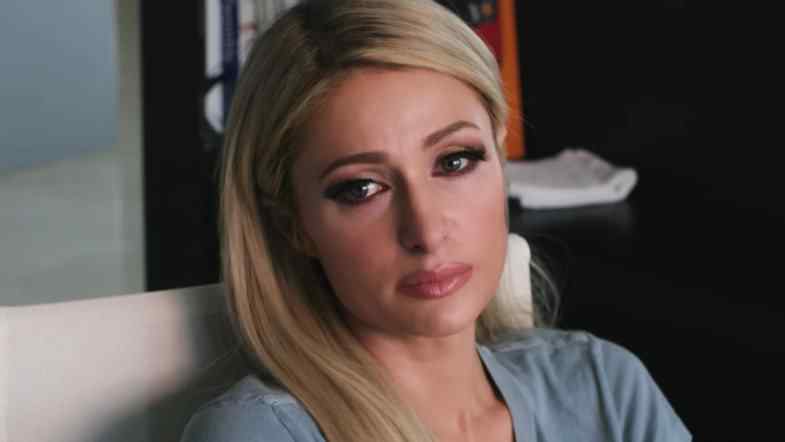  Paris Hilton flet për abuzimet në shkollë: ‘S’kam folur kurrë për këtë’