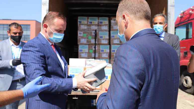  BE-ja i dhuron 30 respiratorë Ministrisë së Shëndetësisë