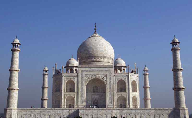  Taj Mahal rihapet pas mbylljes më të gjatë ndonjëherë