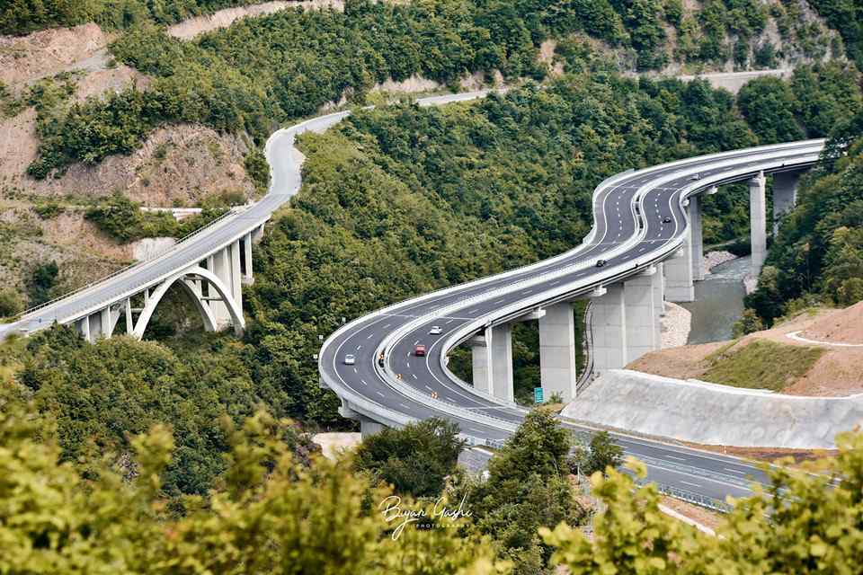  Kur do të bëhen me pagesë autostradat e Kosovës?