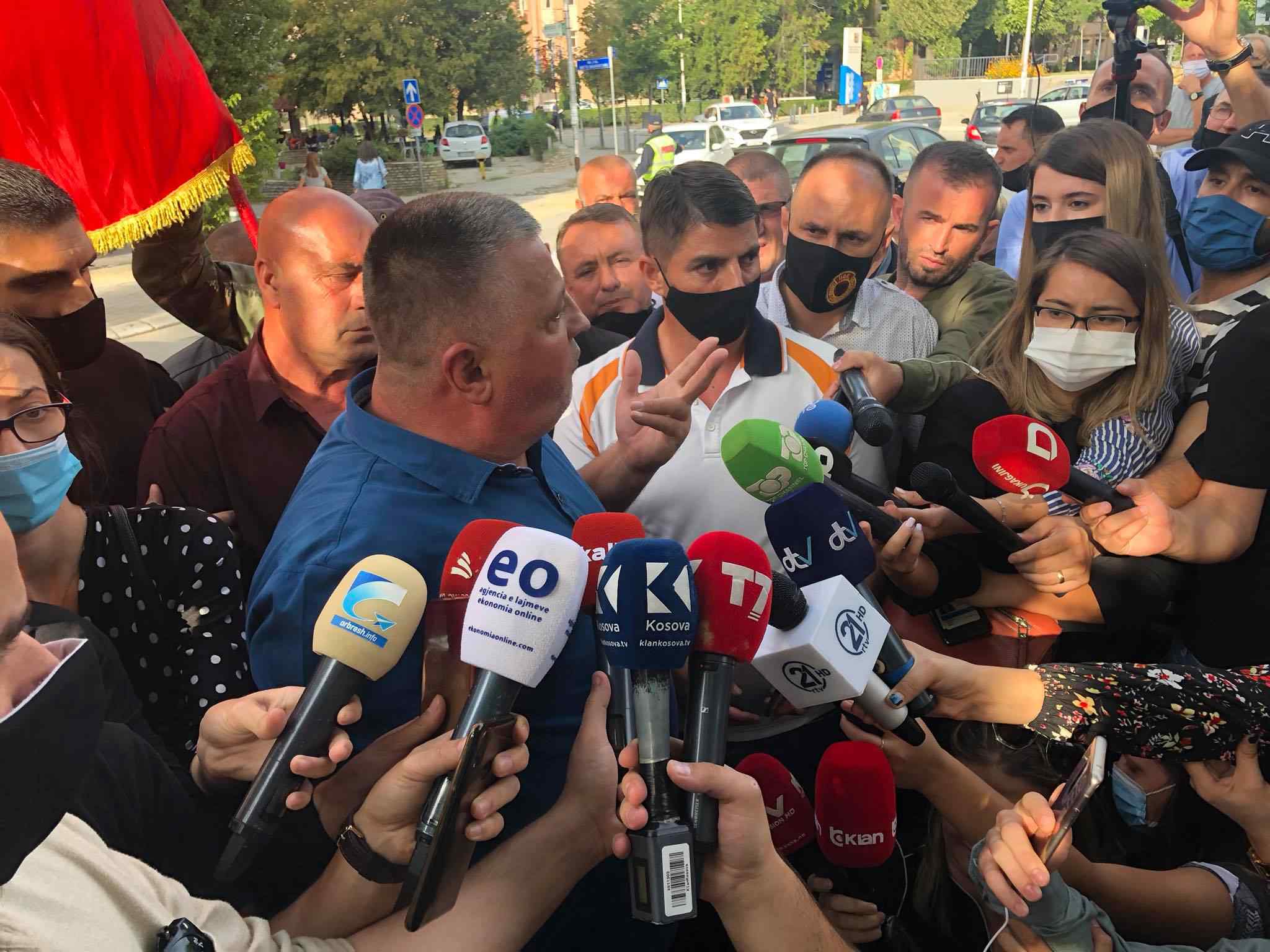  Fletarresti ndaj Nasim Haradinajt: Frikësim i dëshmitarëve, hakmarrje e shkelje e fshehtësisë së procedurës