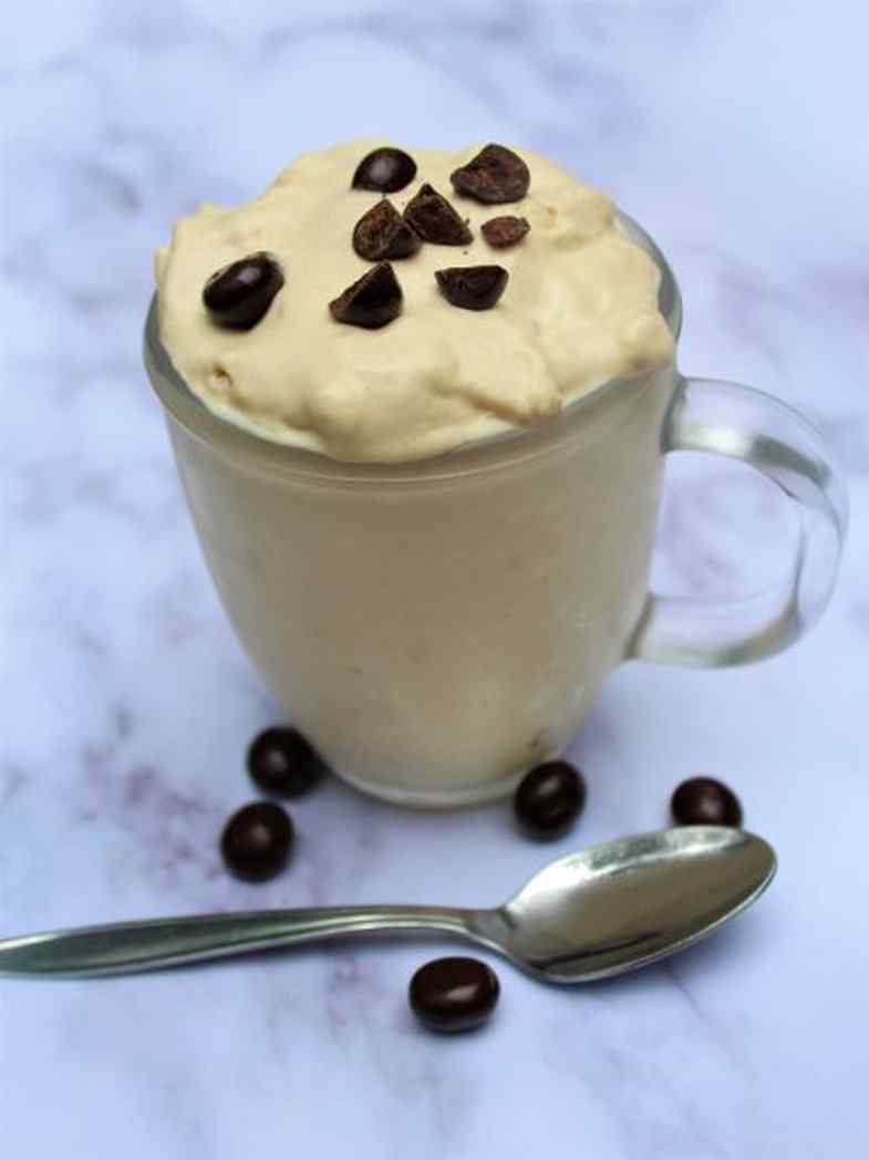  Krem kafeje: Ëmbëlsira më e freskët e stinës, do vetëm 3 përbërës