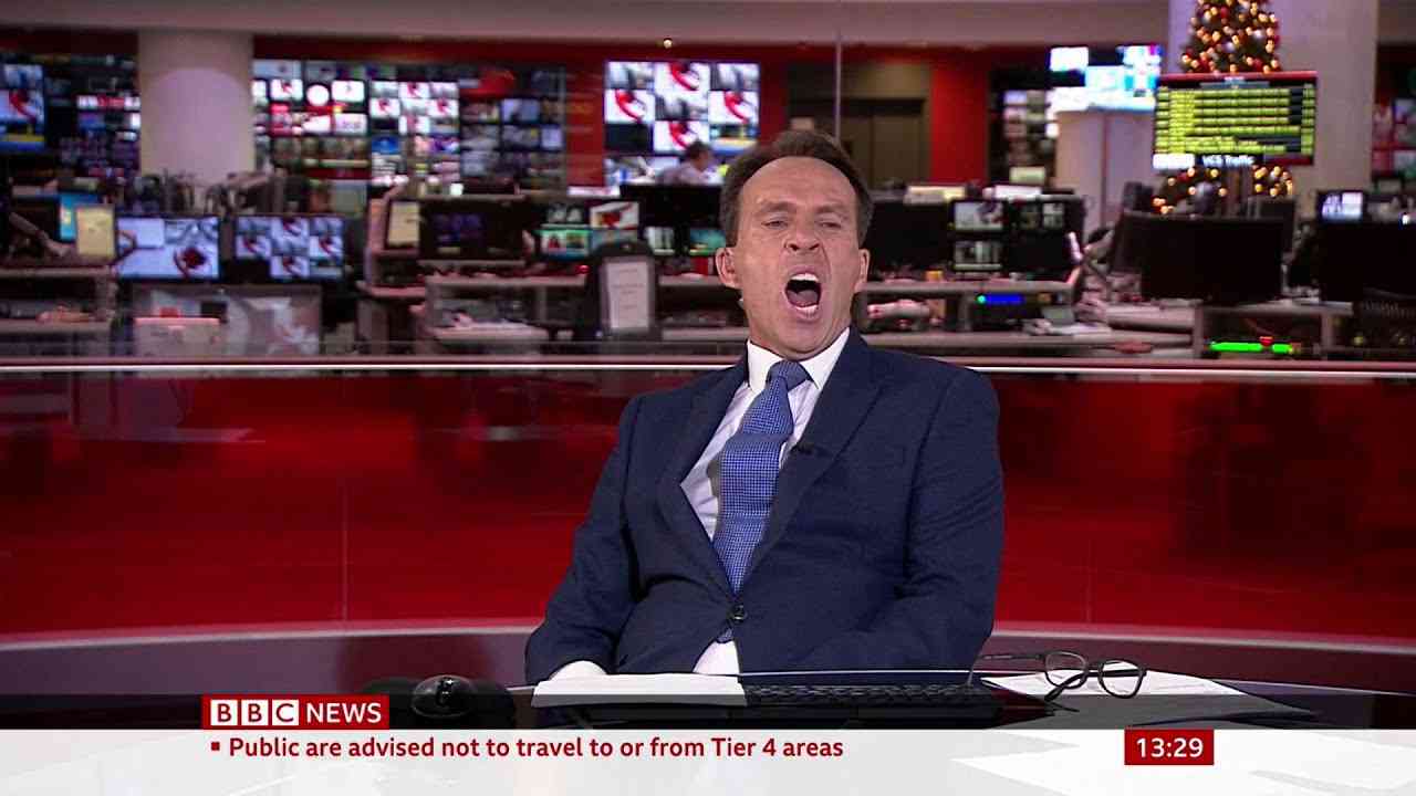  Gazetari i BBC, nuk e dinte që ishte në transmetim LIVE (VIDEO)