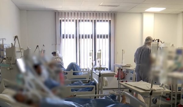  Kriza me COVID: Pezullohen rastet joemergjente në spitale