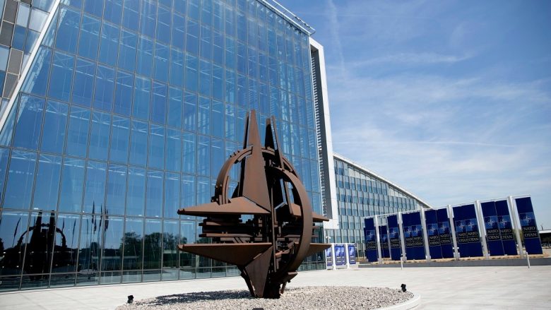  NATO: Është koha që Kosova dhe Serbia të bëjnë kompromise