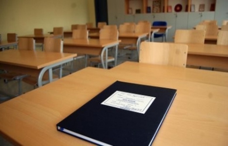  Shkolla “Ismail Qemali” në Prishtinë kalon në mësim online shkaku i COVID-19
