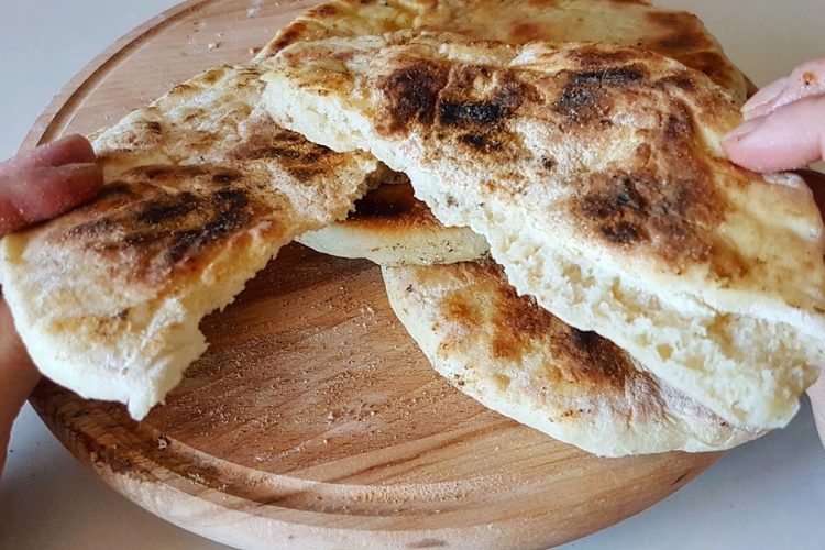  Bukë – Pite e tiganisur, shije dhe ngrohtësi në tryezë