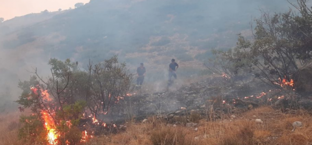  Zjarret në Shqipëri: Gjendje rreziku në Tragjas dhe Karaburun
