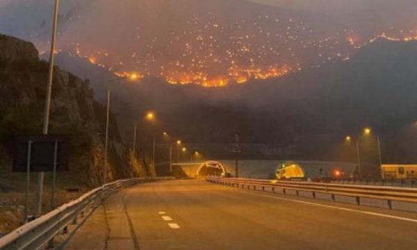  DW: Si u shmang katastrofa e zjarrit në autostradën Shqipëri-Kosovë