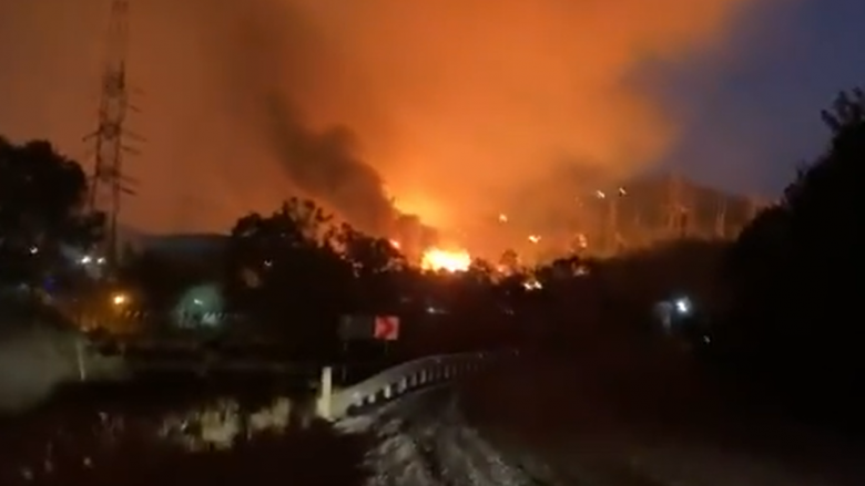  Turqi: Zjarri përfshin termocentralin