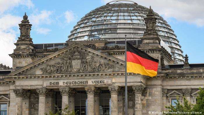  Ambasada e Gjermanisë ndryshon procedurën e caktimit të termineve për viza pune