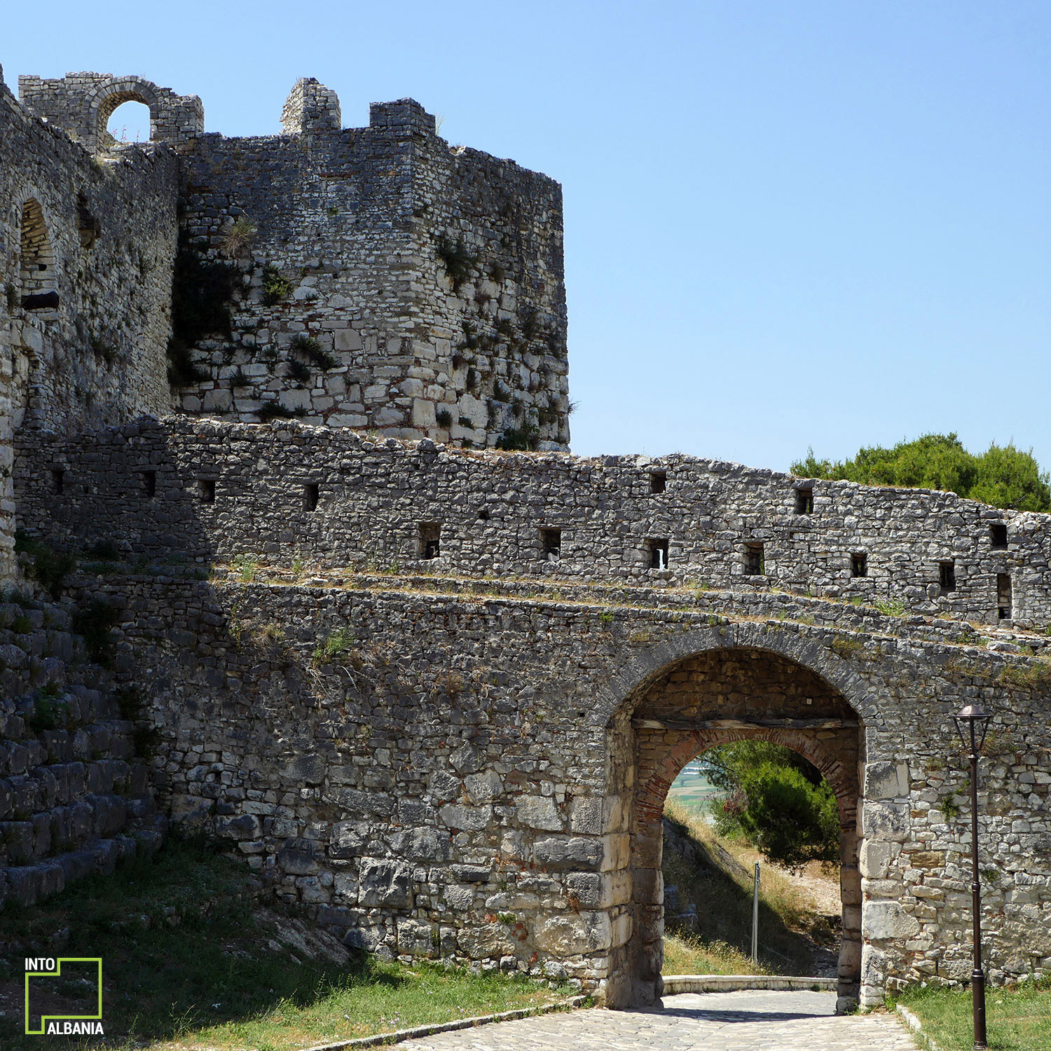 Kalatë e Shqipërisë – Fortesat më të Famshme Historike