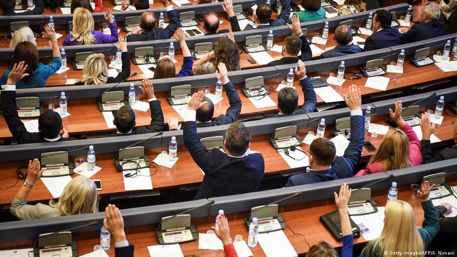  Opozita të enjten në Kuvend kundërshton shtrenjtimin e rrymës