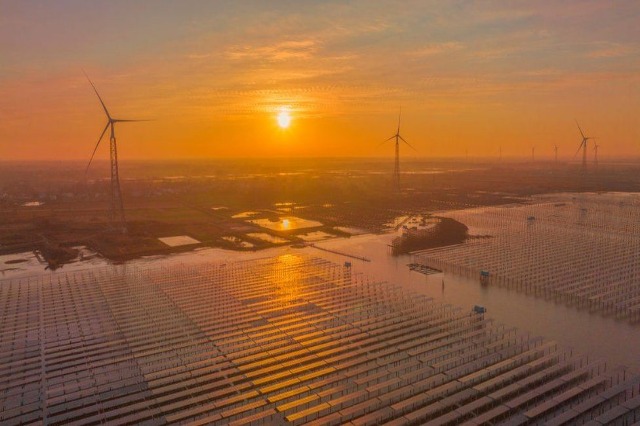  Era dhe dielli tani furnizojnë 10% të energjisë elektrike botërore