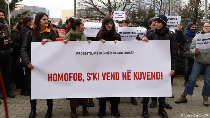  DW: Homofobia në Parlamentin e Kosovës