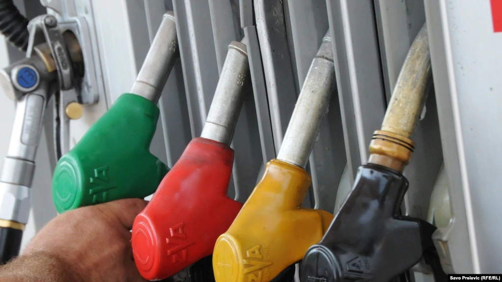  Qeveria pritet të dalë me një vendimin lidhur me çmimin e naftës
