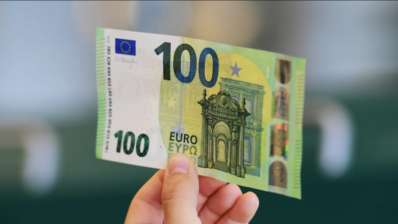  Fillon shqyrtimi i aplikacioneve për ndarjen e 100 eurove…, mund të ketë vonesa