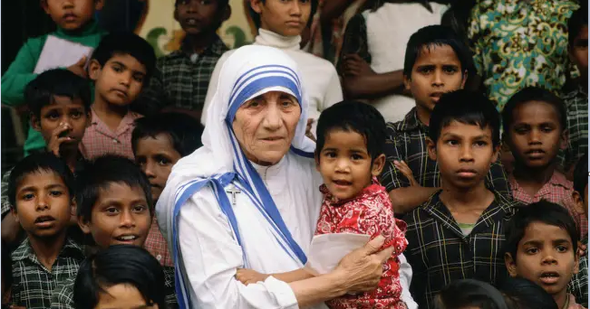  Ky dokumentar pretendon se Nënë Tereza kishte një anë shumë të errët