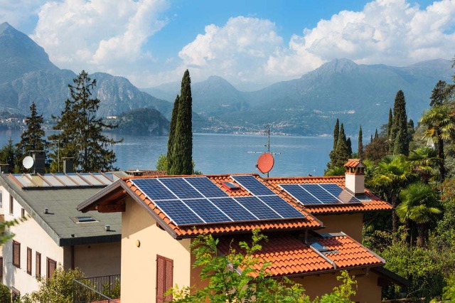  Panelet diellore do të jenë të detyrueshme në të gjitha ndërtesat e reja sipas planit të BE-së