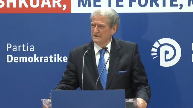  Berisha flet si kryetar i PD-së: U krye mrekullia e 8 shqiptare