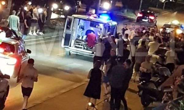  Policia jep detaje për aksidentin në Prishtinë ku u goditën dy vajza