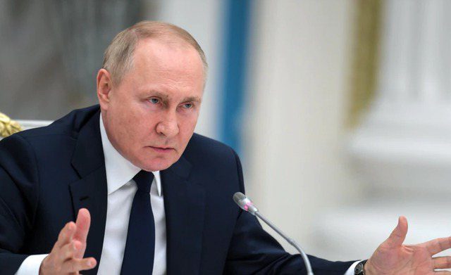 Peticion kundër Putinit në Rusi, i kërkohet  dorëheqja