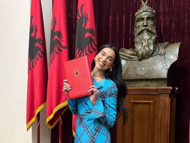  Dua Lipa me nënshtetësi shqiptare: Po ndihem shumë krenare