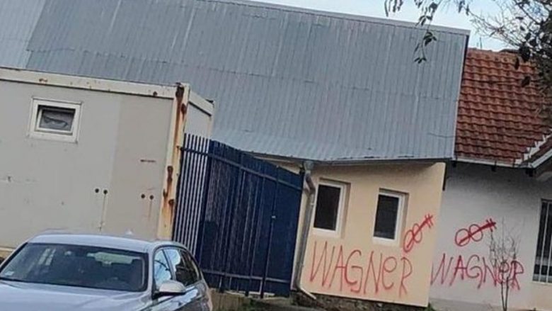  Nisin hetimet për grafitet “Wagner” në veri të vendit