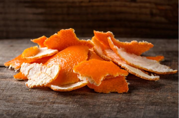  Gjashtë përfitime për lëkurën nga lëvoret e portokajve